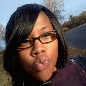 Meet your Posher, Shayla